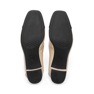 Zapatilla Punta Cuadrada Flexi para Mujer Estilo 119705 Beige