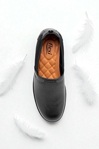 Slip On Con Detalle De Malla Y Elástico Flexi para Mujer con Plantilla Comfort Pad Estilo 45606 Negro